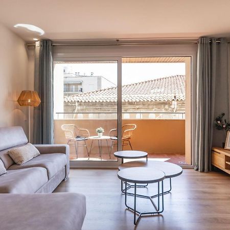 Bravissimo Falco, 3 Bedrooms And Balcony ชีโรนา ภายนอก รูปภาพ